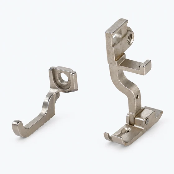 Zipper-attaching presser foot, right, 6 mm.